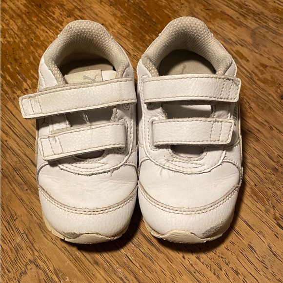 🐈‍⬛ ⭐️ Puma shoes white toddler boy size 6 - Picture 2 of 4
